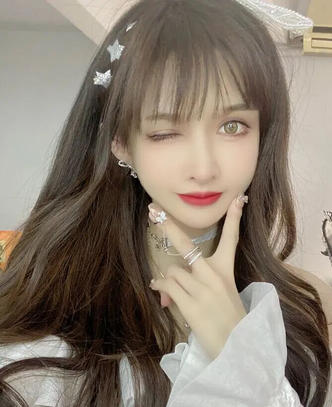 网红人物王羽杉是谁？：为什么说王羽杉从职业Coser到知名主播，她的直播生涯源于一场失恋？插图1