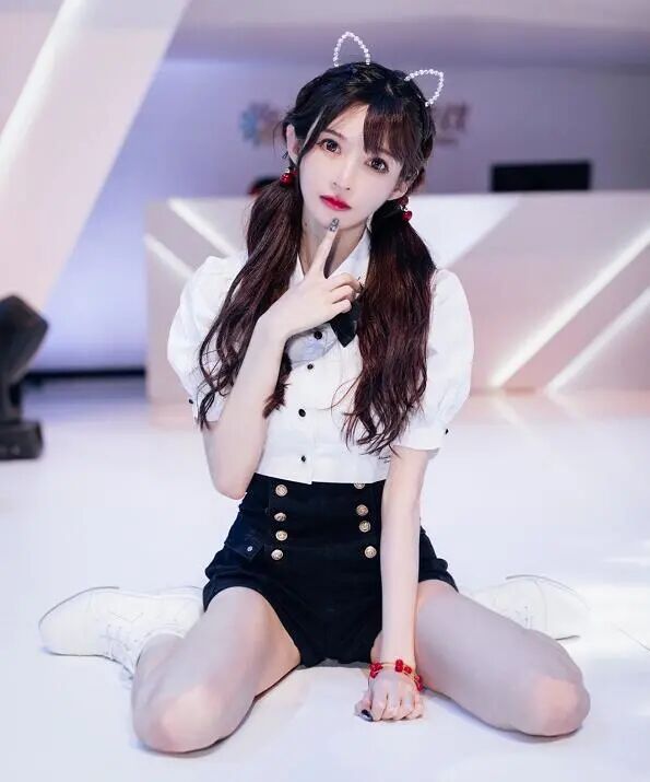网红人物王羽杉是谁？：为什么说王羽杉从职业Coser到知名主播，她的直播生涯源于一场失恋？插图5