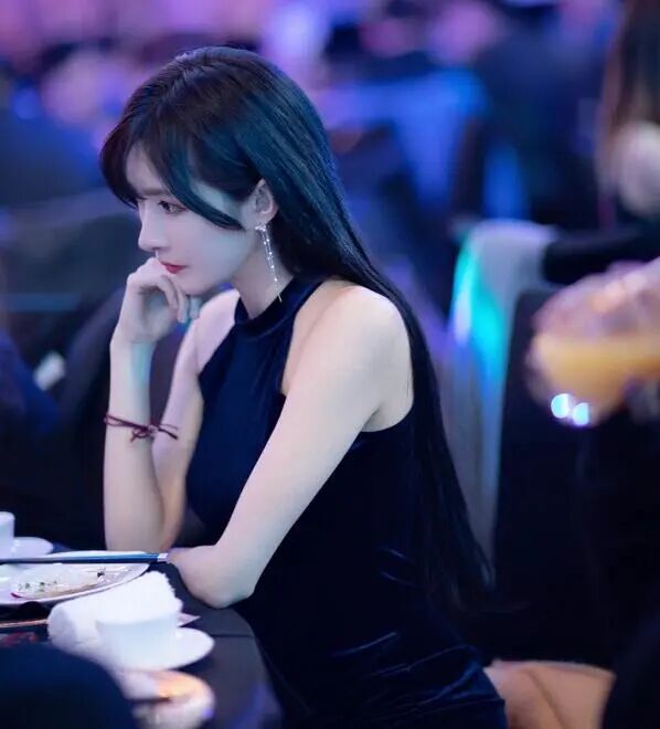 网红人物王羽杉是谁？：为什么说王羽杉从职业Coser到知名主播，她的直播生涯源于一场失恋？插图8