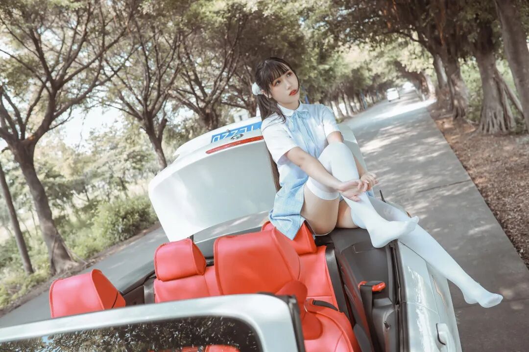 不呆猫是谁?网红COSER 女仆 不槑猫 COSPLAY 写真图片欣赏插图1 不呆猫是谁?网红COSER 女仆 不槑猫 COSPLAY 写真图片欣赏插图1