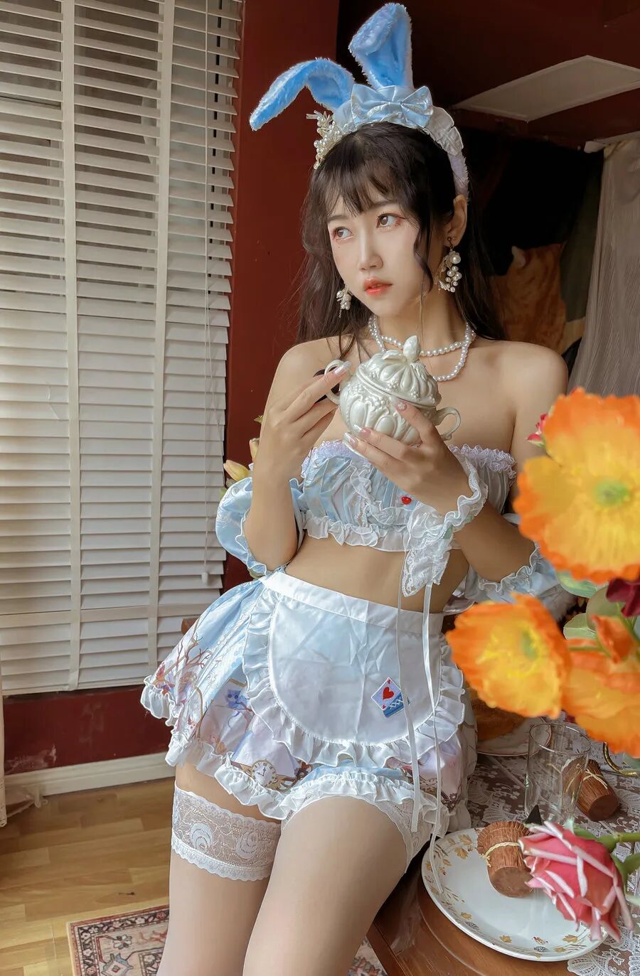 不呆猫是谁?网红COSER 女仆 不槑猫 COSPLAY 写真图片欣赏插图3 不呆猫是谁?网红COSER 女仆 不槑猫 COSPLAY 写真图片欣赏插图3